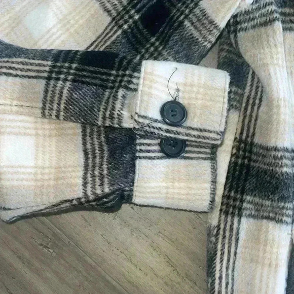 Thread & Supply Plaid Shacket - Picture 5 of 7